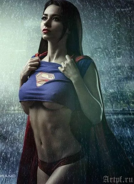 Superman in Batman woman